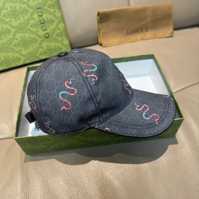 Gucci Serpenti brodé GG Supreme casquette de baseball 7