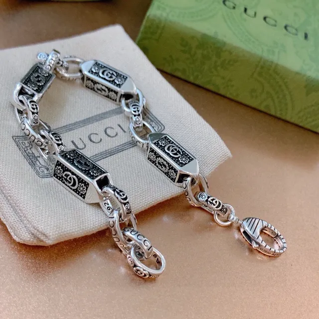 Gucci Silver Black Chain Rectangular Enamel Links Bracelet 4