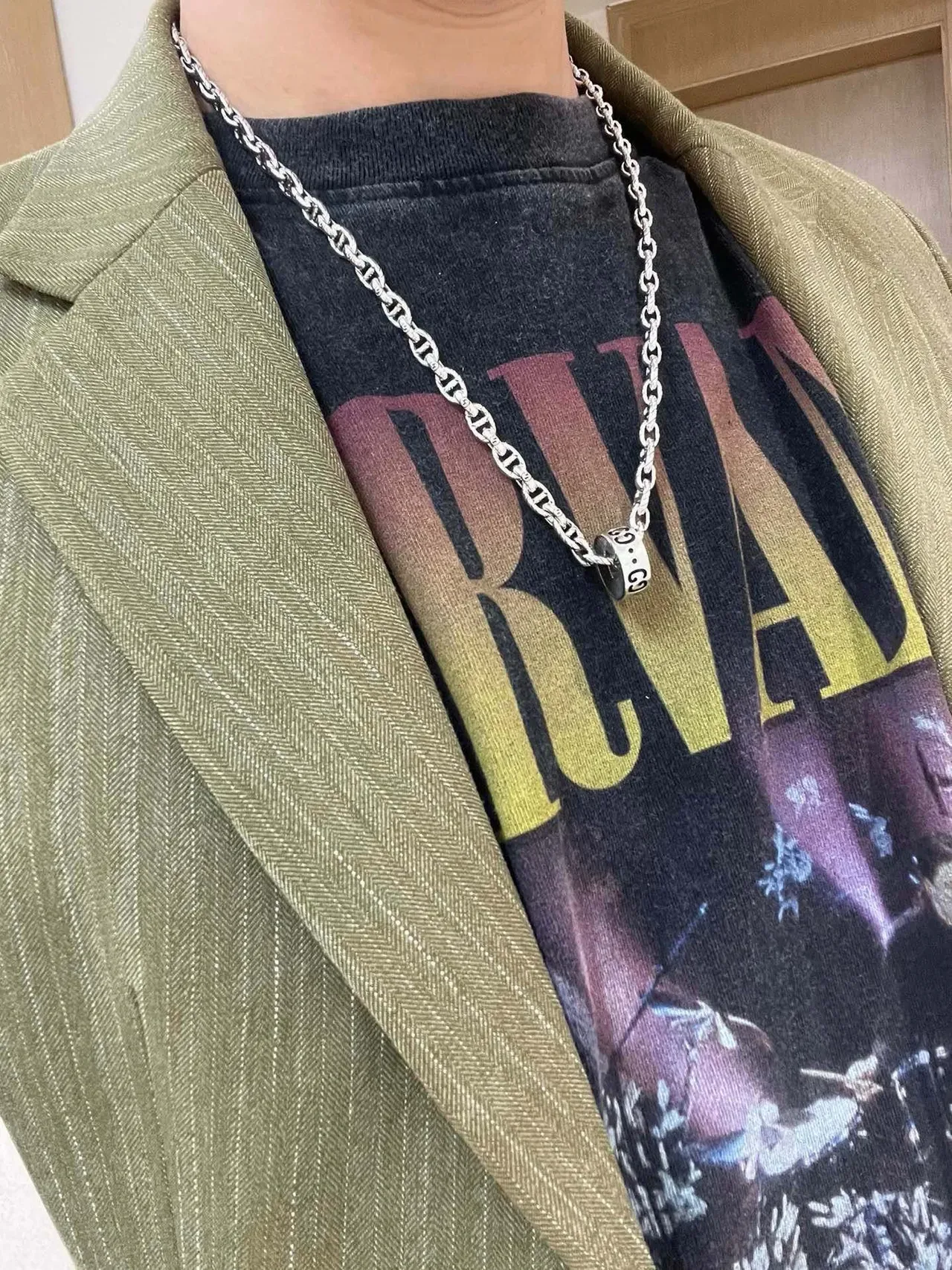 Gucci Silver Black Rope-Link Chain Cylindrical Pendant Necklace 8
