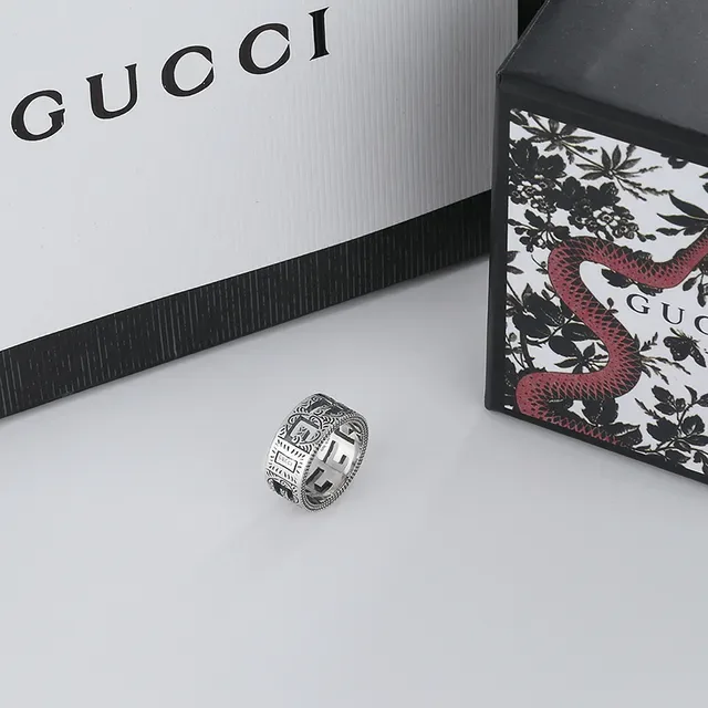 Gucci Silver Black Wide Band Engraved Geometric Pattern Ring 3