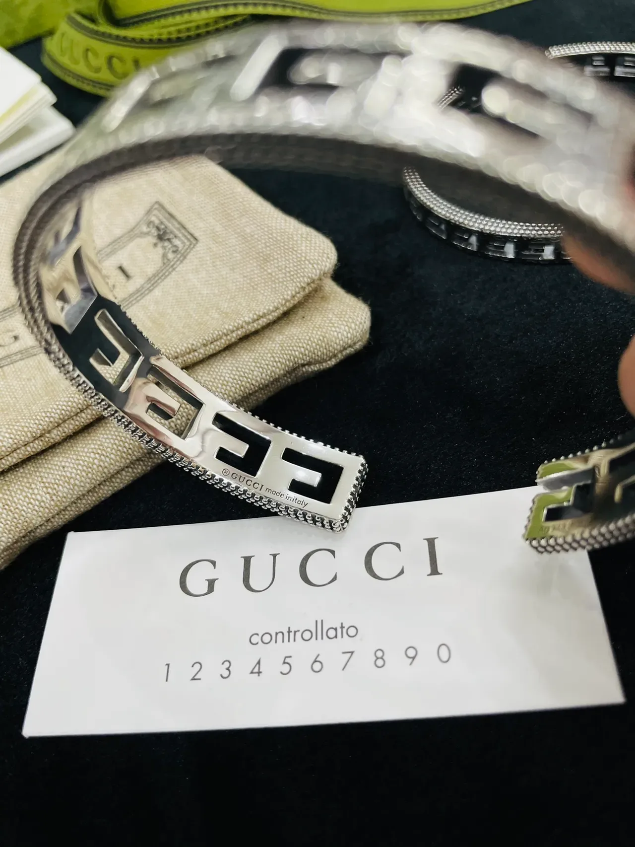 Gucci سوار كف فضي أخضر نمط مفتاح يوناني 6