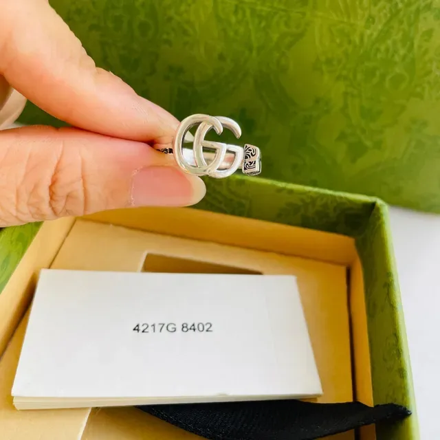 Gucci Silver Green Interlocking Double-G Logo Metal Ring 2