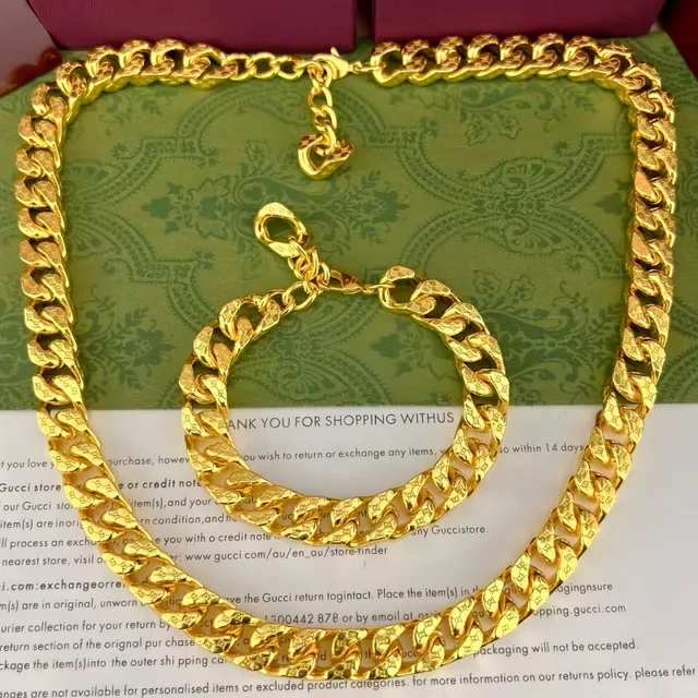 Gucci Silver Heavy Curb-Link Chain Engraved Interlocking G Motifs Bracelet 4
