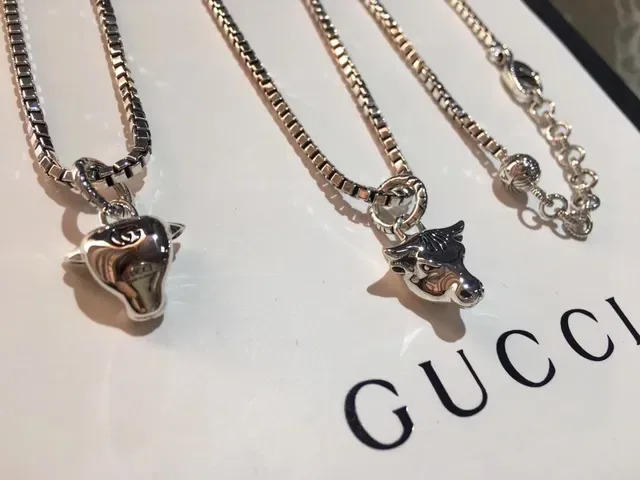 Gucci Silver-Tone Bull-Head Pendant Box Chain Necklaces 6