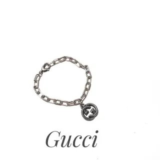 Gucci Silver Twisted-Link Chain Circular Double-G Pendant Bracelet