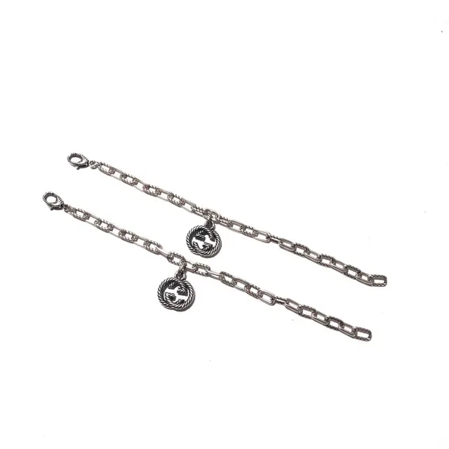 Gucci Silver Twisted-Link Chain Circular Double-G Pendant Bracelet 9