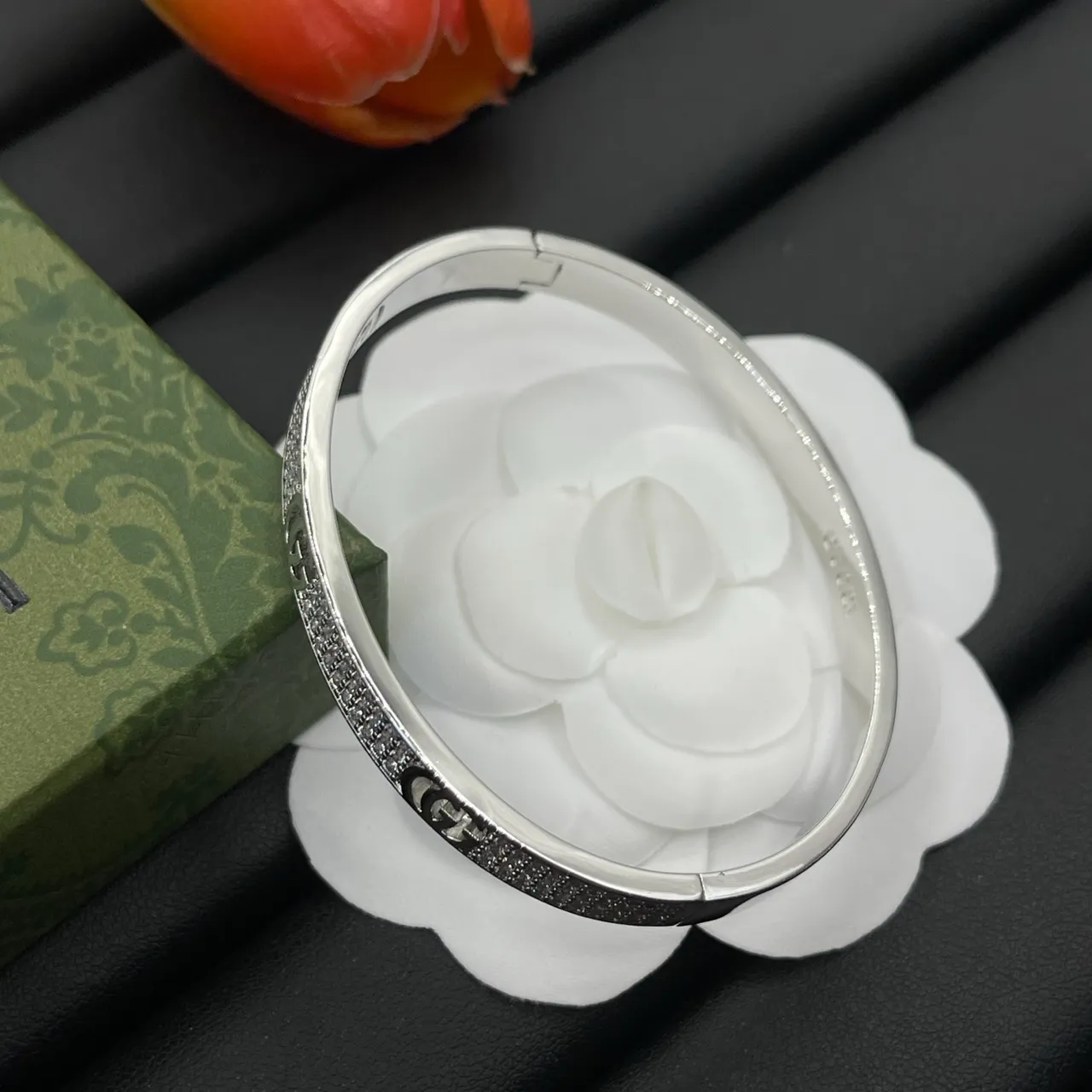 Gucci Silver White Pavé-Set Interlocking G Motif Bracelet 5