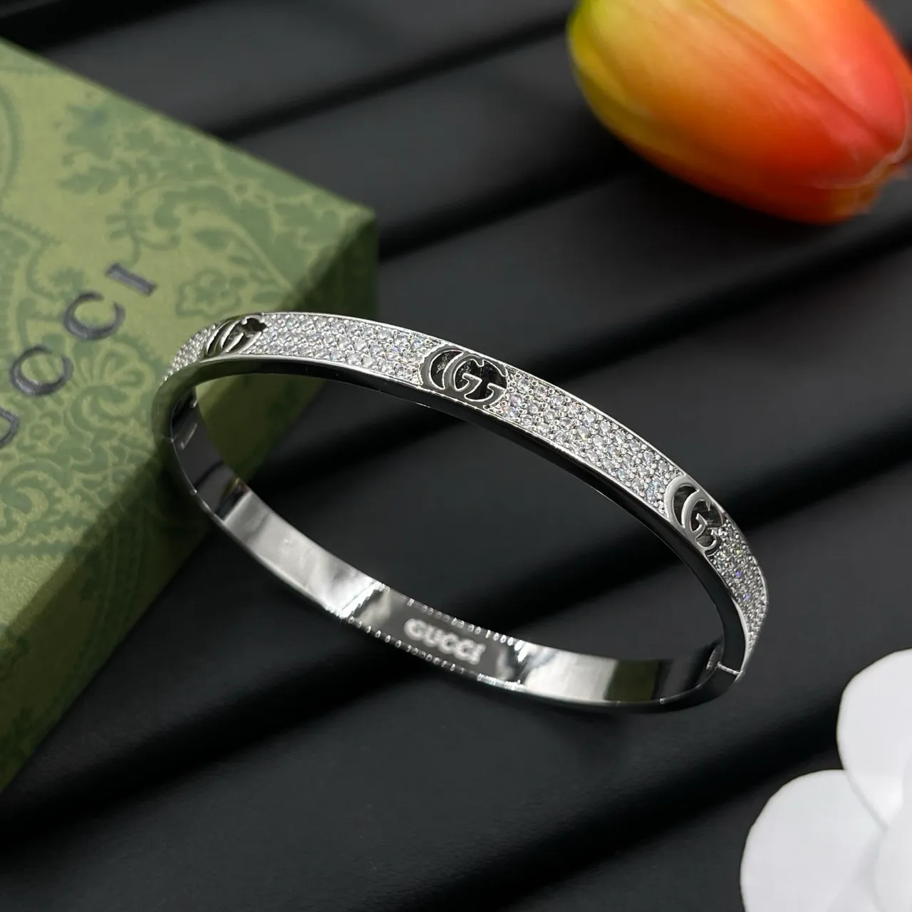 Gucci Silver White Pavé-Set Interlocking G Motif Bracelet 6