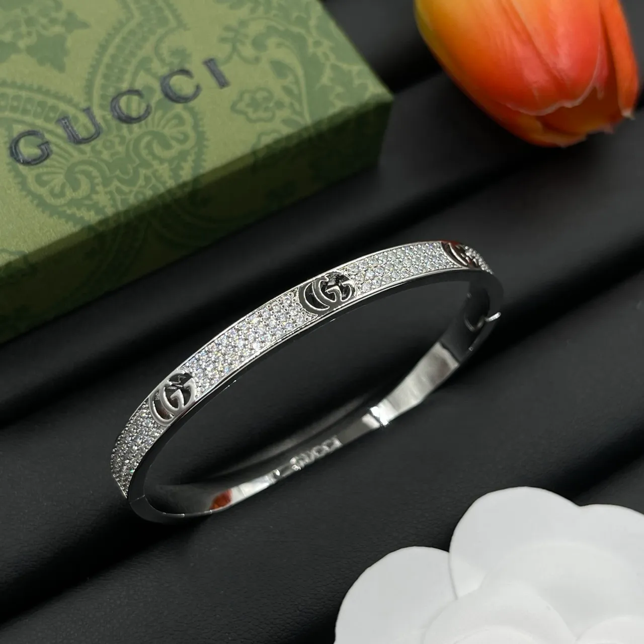 Gucci Silver White Pavé-Set Interlocking G Motif Bracelet 7