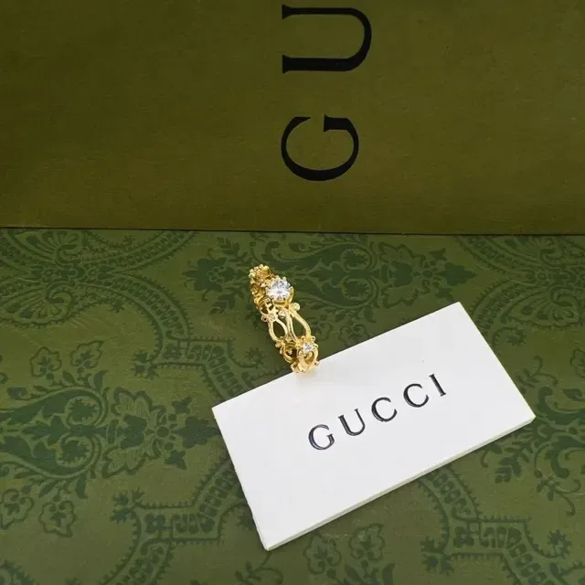 Gucci Bagues Empilées Motif Floral Multi-métal 3