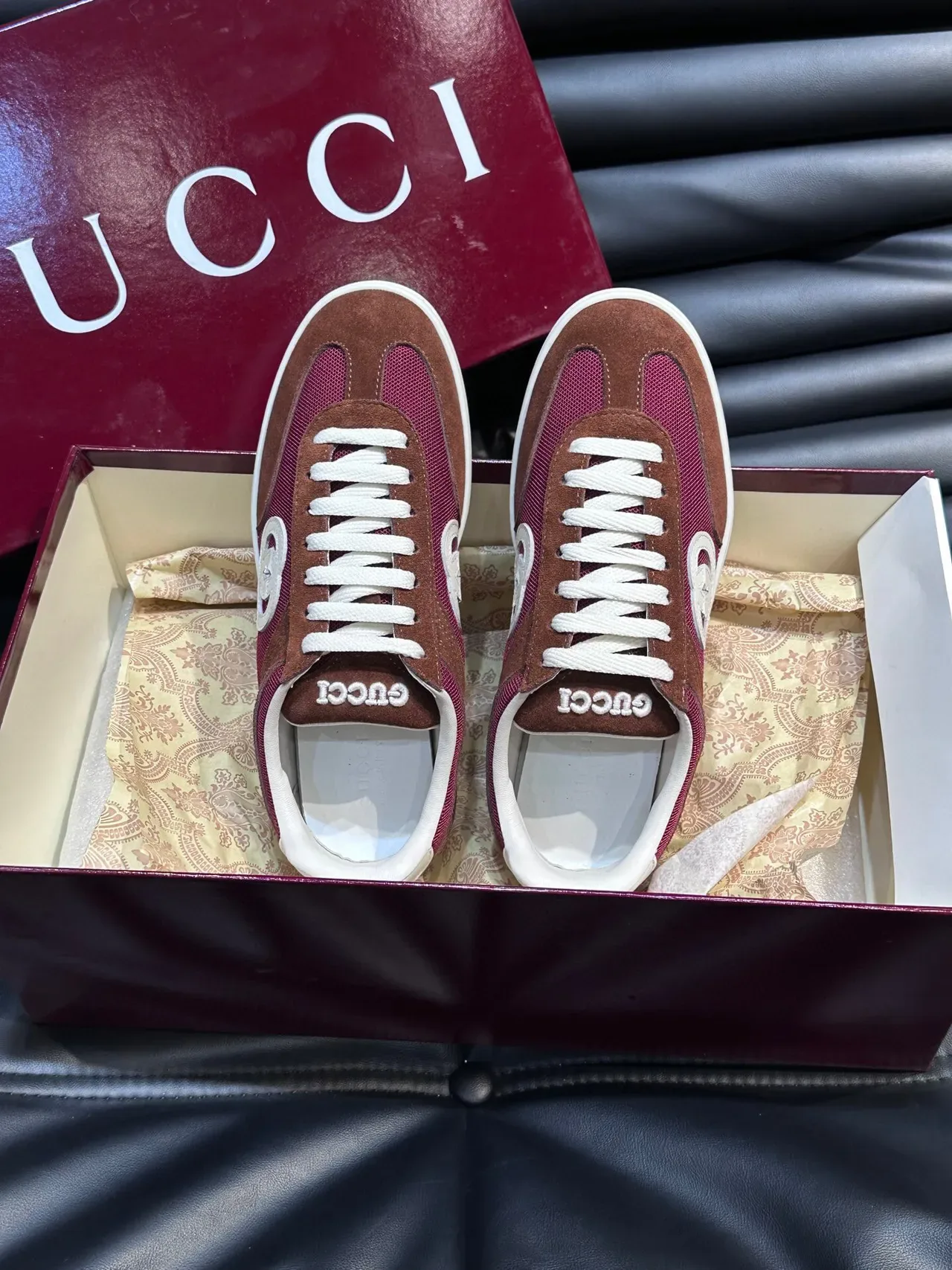 Gucci Tennis 1977 أحمر وبني سويدي شبك لايف ستايل سنيكرز 4