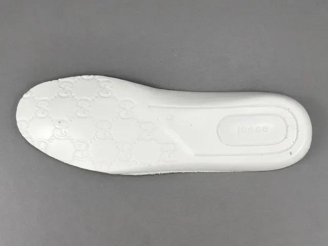 Gucci Tennis 1977 White Red Green Heart Lifestyle Sneaker 8