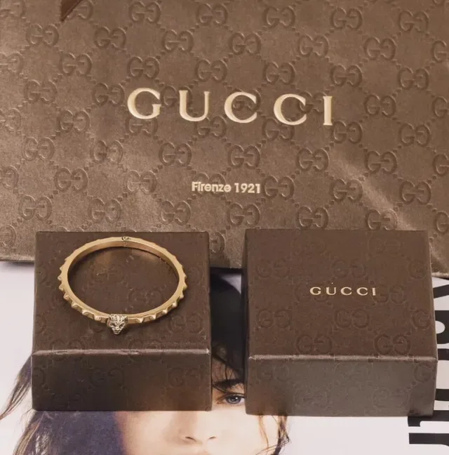 Gucci Tiger Head Bangle Gold Brown Spiked Band Clasp Bracelet 9