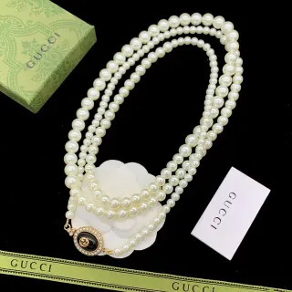 Gucci 白金 多股珍珠 山茶花 花卉图案 项链