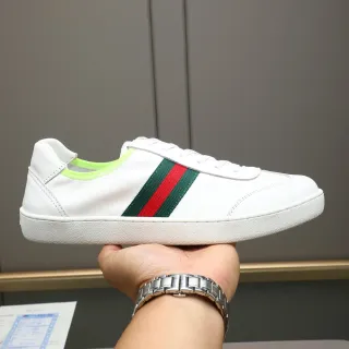 Gucci White Green Leather Upper Web Stripe Detail Lifestyle Sneakers