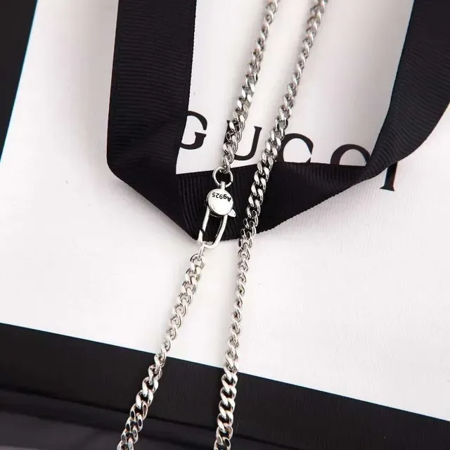 Gucci Wolf Head Pendant Silver-Toned Necklace 2