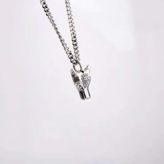 Gucci Wolf Head Pendant Silver-Toned Necklace 4