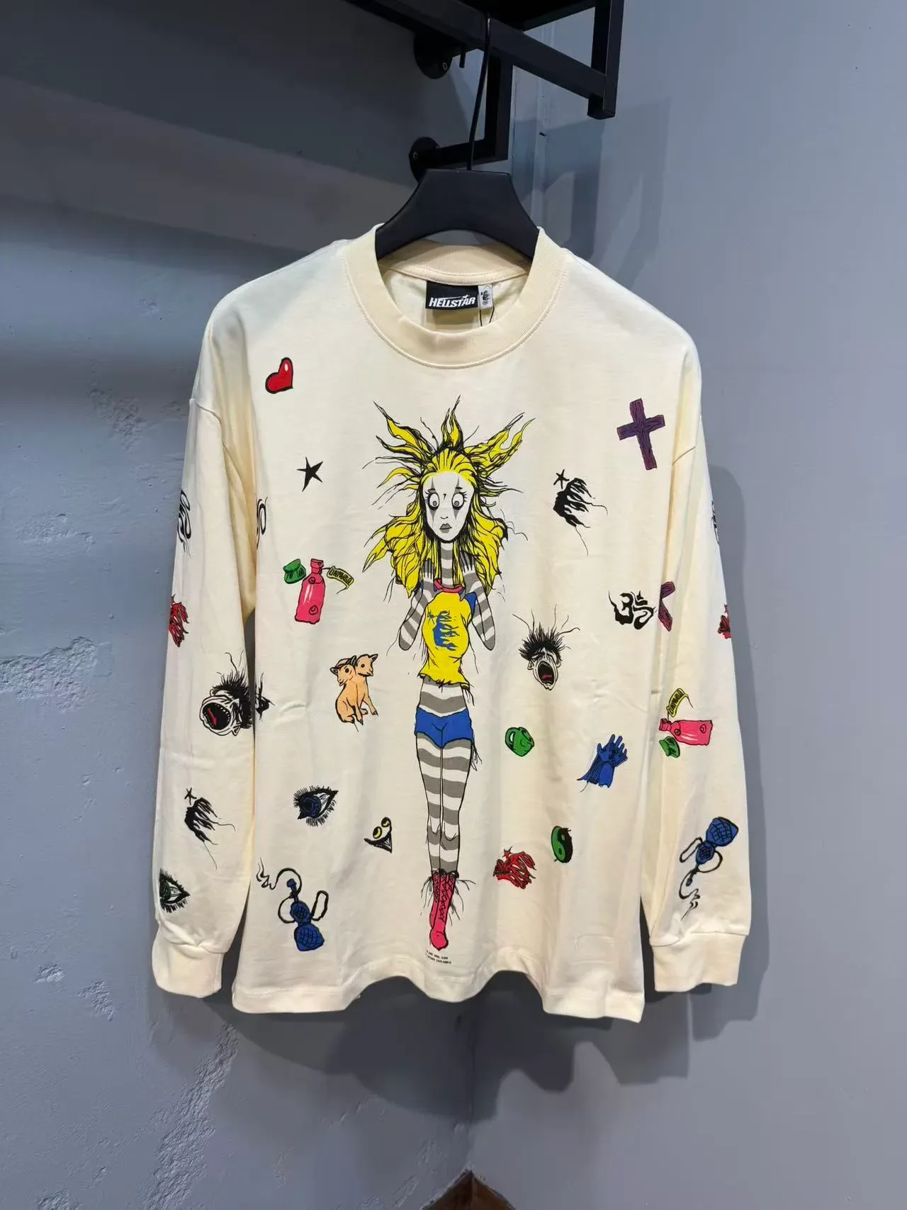 Hellstar Long-Sleeve Graphic Crewneck T-Shirt 7