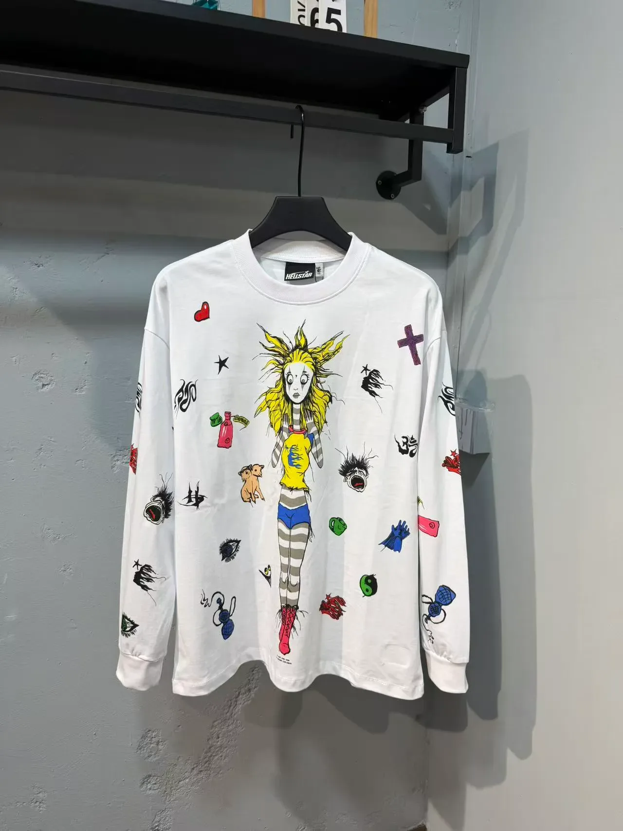 Hellstar Long-Sleeve Graphic Crewneck T-Shirt 11