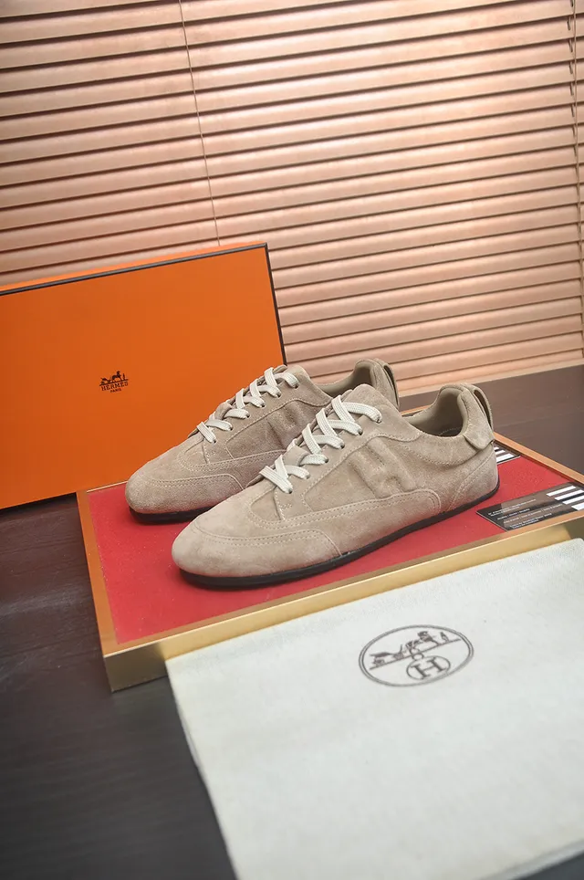 Hermès Beige White Suede Upper Low-Top Silhouette Lifestyle Sneakers 4