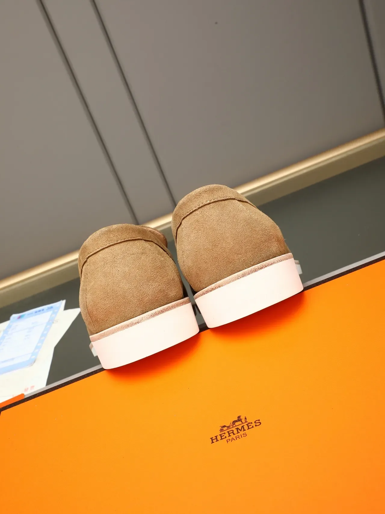 Hermès Beige White Suede Upper Moc-Toe Stitching Loafer 3