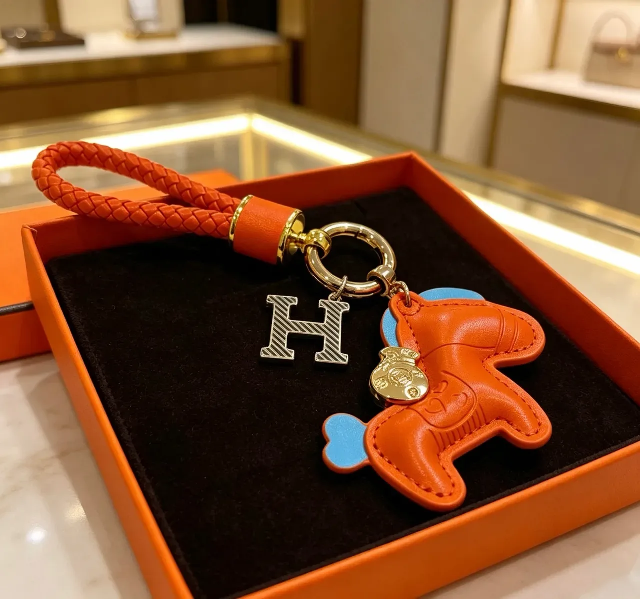 Hermès Eléphant Orange Blue Braided Leather Loop Elephant Charm Handbag 2