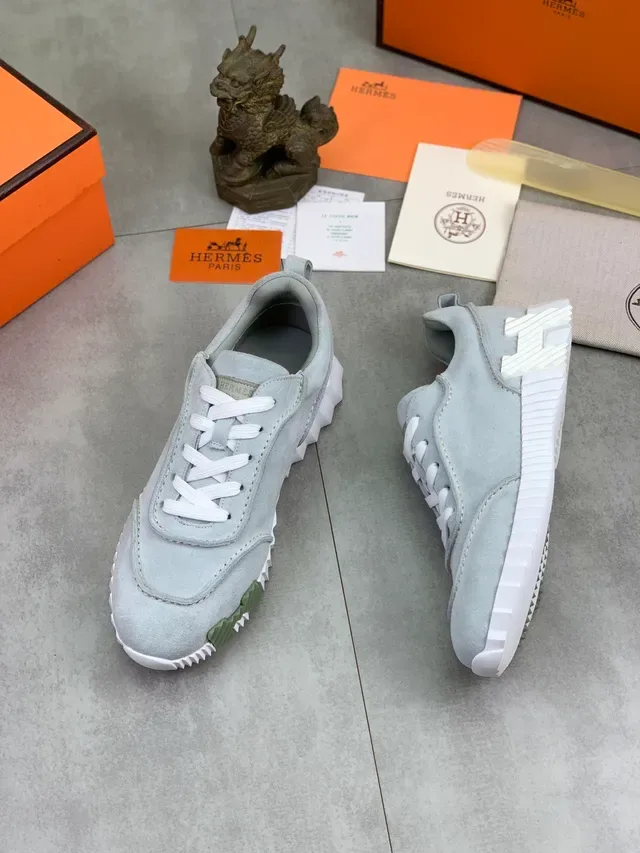 Hermès Gris Blanc Suède Tige Semelle à Relief Sneakers Lifestyle 5