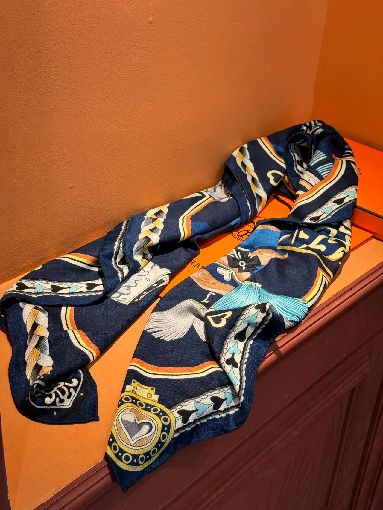 Hermès Harnais de Cœur Navy Blue Silk Scarf 7