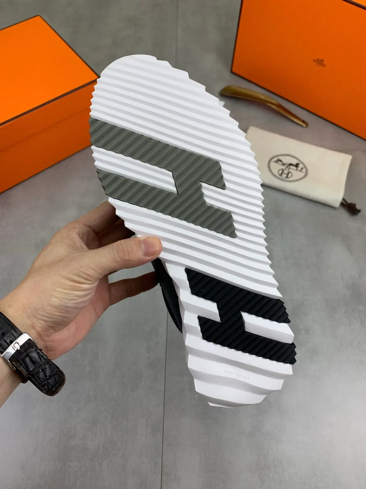 Hermès Navy Blue Suede and Leather Lifestyle Sneaker 3