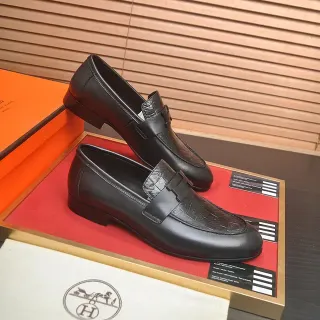 Mocasines Hermès Oran Cuero Negro Embossé Croc