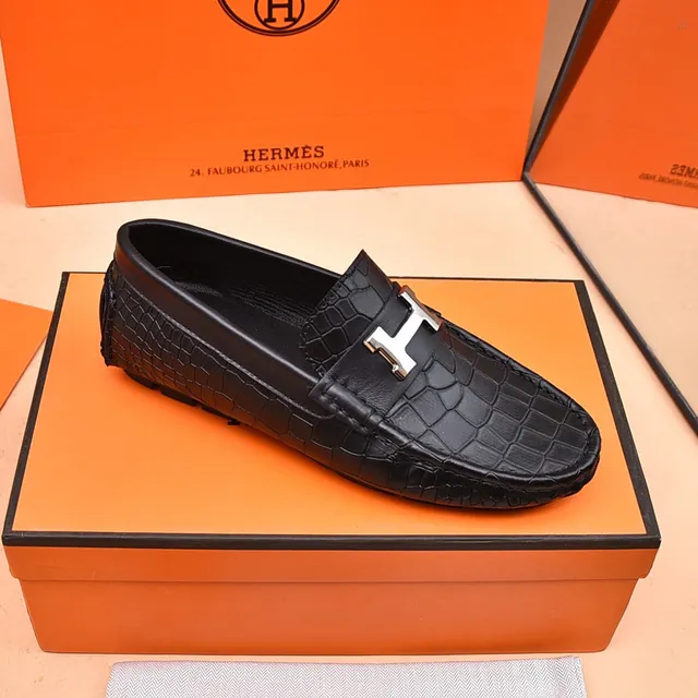 Hermès Oran Black Crocodile-Embossed Leather H-Buckle Loafers 5