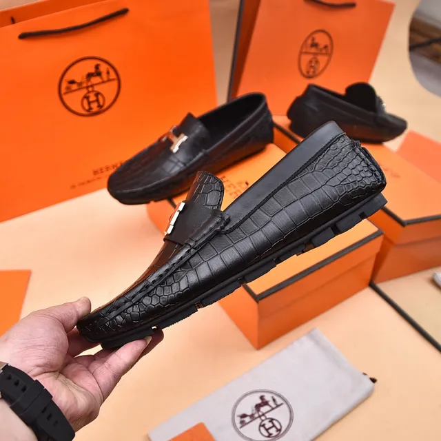 Hermès Oran Black Crocodile-Embossed Leather H-Buckle Loafers 7