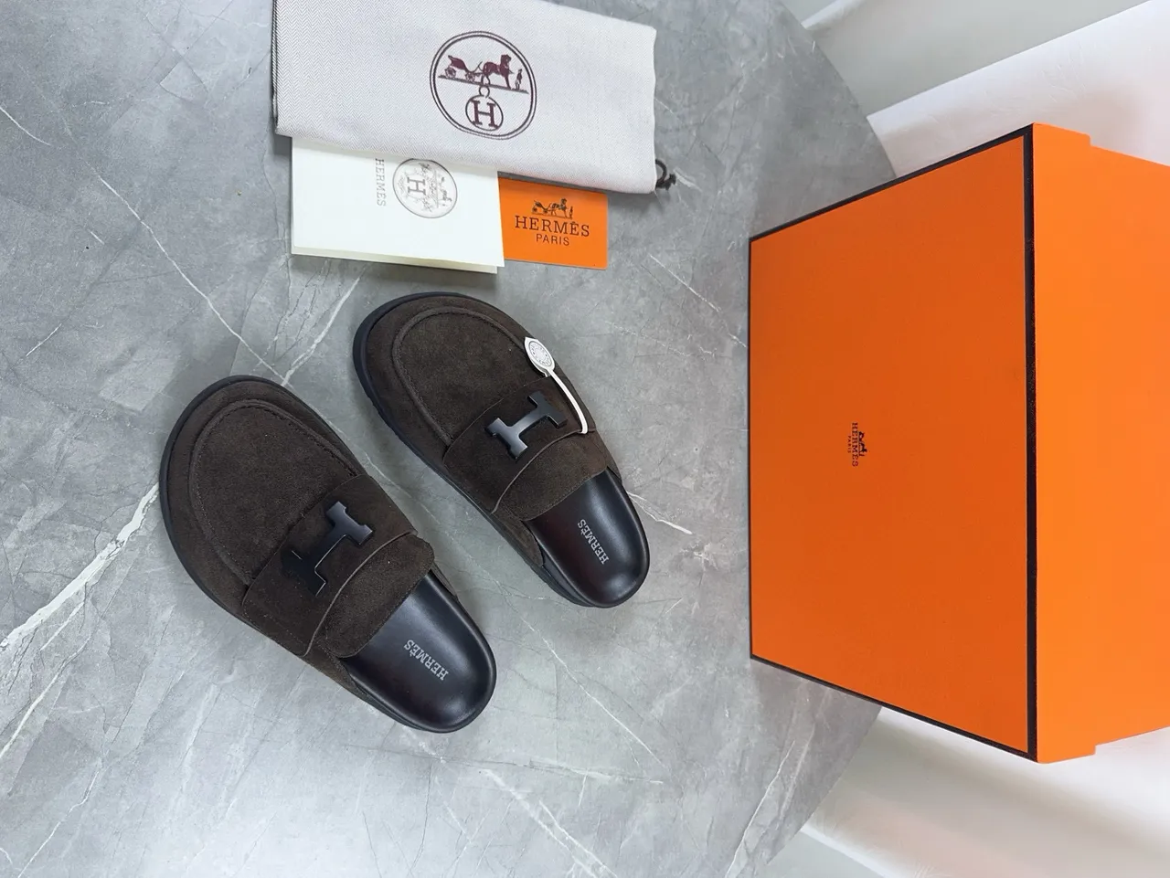 Hermès Oran Marron Daim H-Buckle Mocassin 2