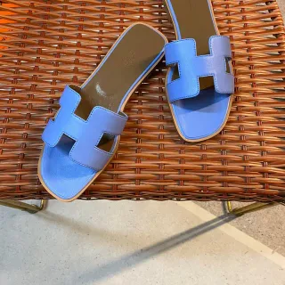 Hermès Oran Light Blue Leather Flat Slippers