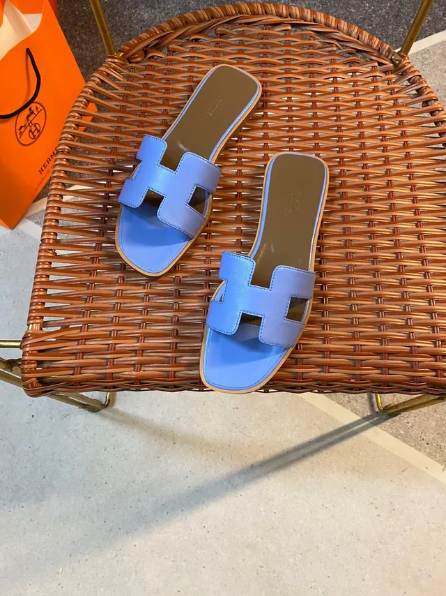 Hermès Oran Light Blue Leather Flat Slippers 3