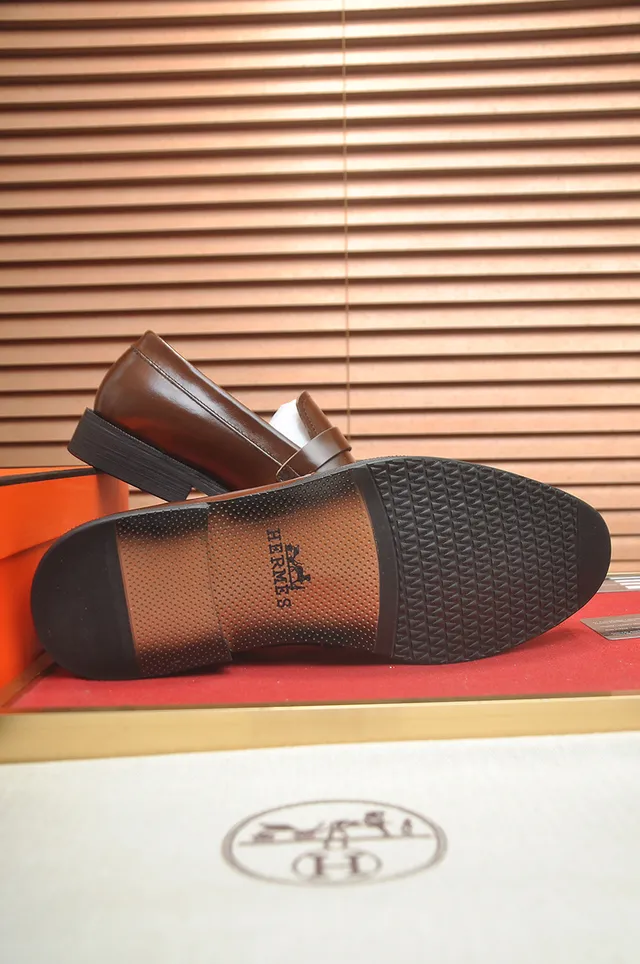 Hermès Oran Loafer Marrom Couro Polido H-Buckle Mocassins 3