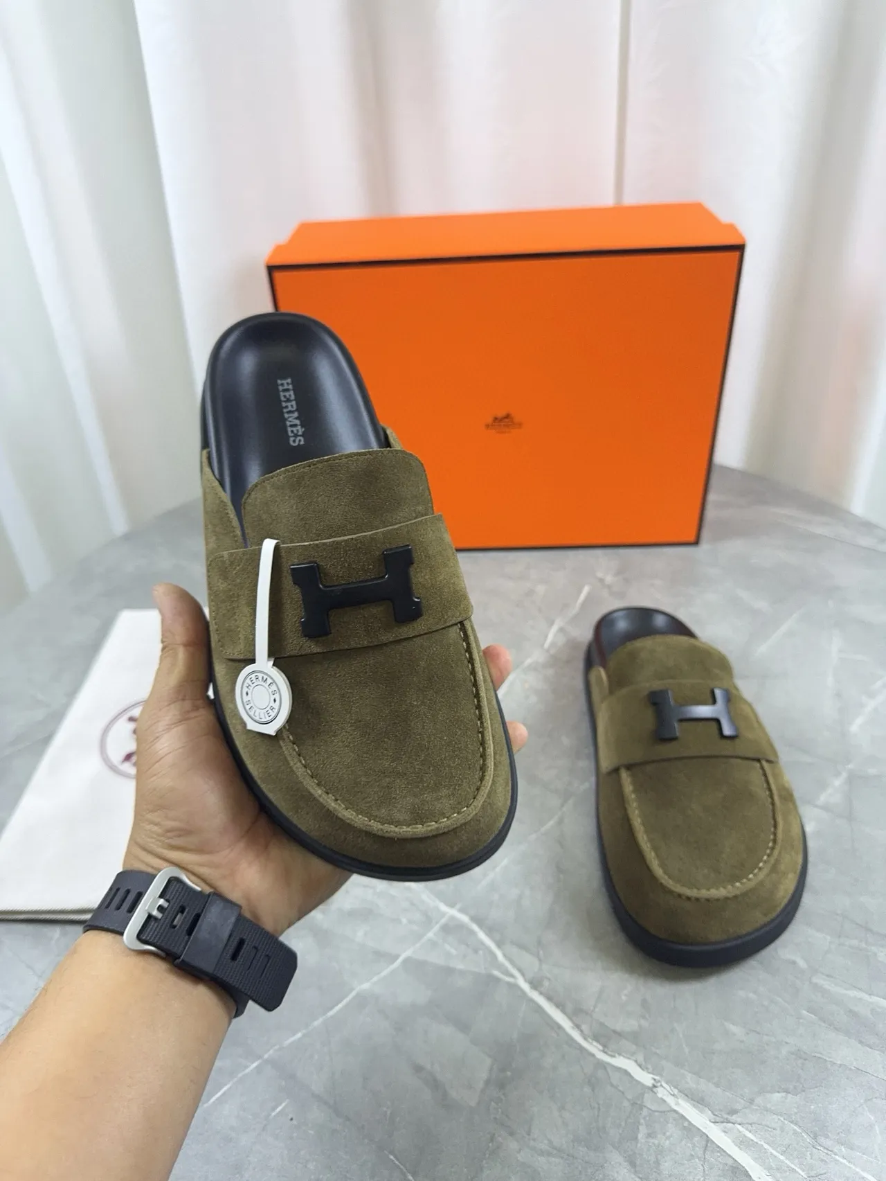 Hermès Oran Loafer Camurça verde oliva Fivela H Slip-On Loafer 6