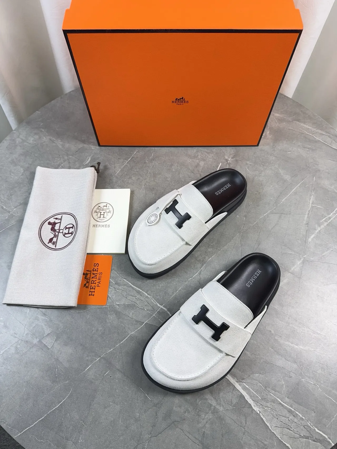 Hermès Oran Loafer Daim blanc Sangle H-Logo Lacet slip-on Loafer 4