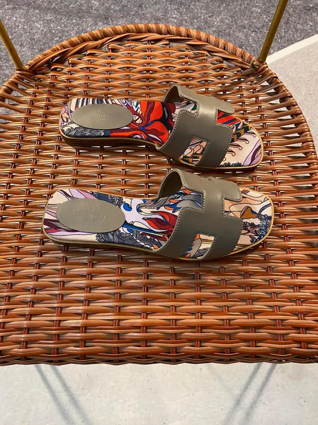 Hermès Oran Printed Textile Olive Green Slippers 4
