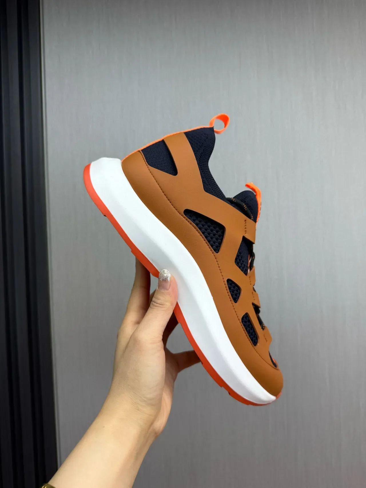Hermès Oran Sneaker Tan Navy Orange Lifestyle Sneakers 7