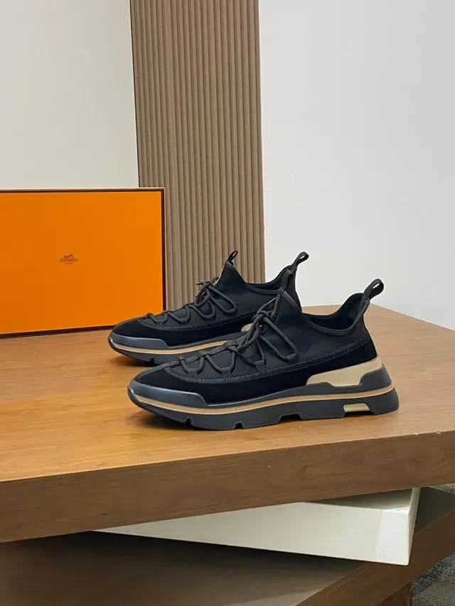 Hermès Oran-Style sneaker lifestyle en velours noir et semelle beige stratifiée 5