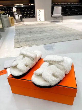 Hermès Oran White Black Shearling-Lined Double-Strap Slippers 2