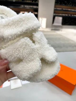 Hermès Oran White Black Shearling-Lined Double-Strap Slippers 7