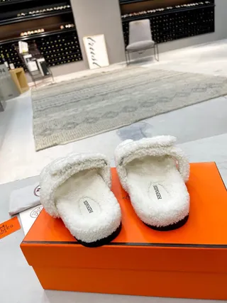 Hermès Oran White Black Shearling-Lined Double-Strap Slippers 9