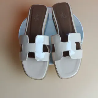 Hermès Oran White Patent Leather Slippers