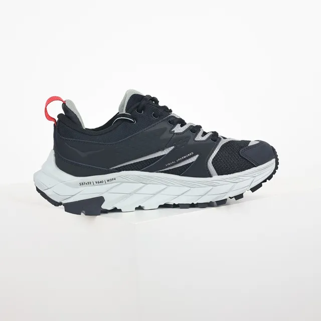 Hoka Noir Blanc Semelle Intermédiaire Épaissie Sculptée Vibram Lugs Agressives Chaussures de course 7