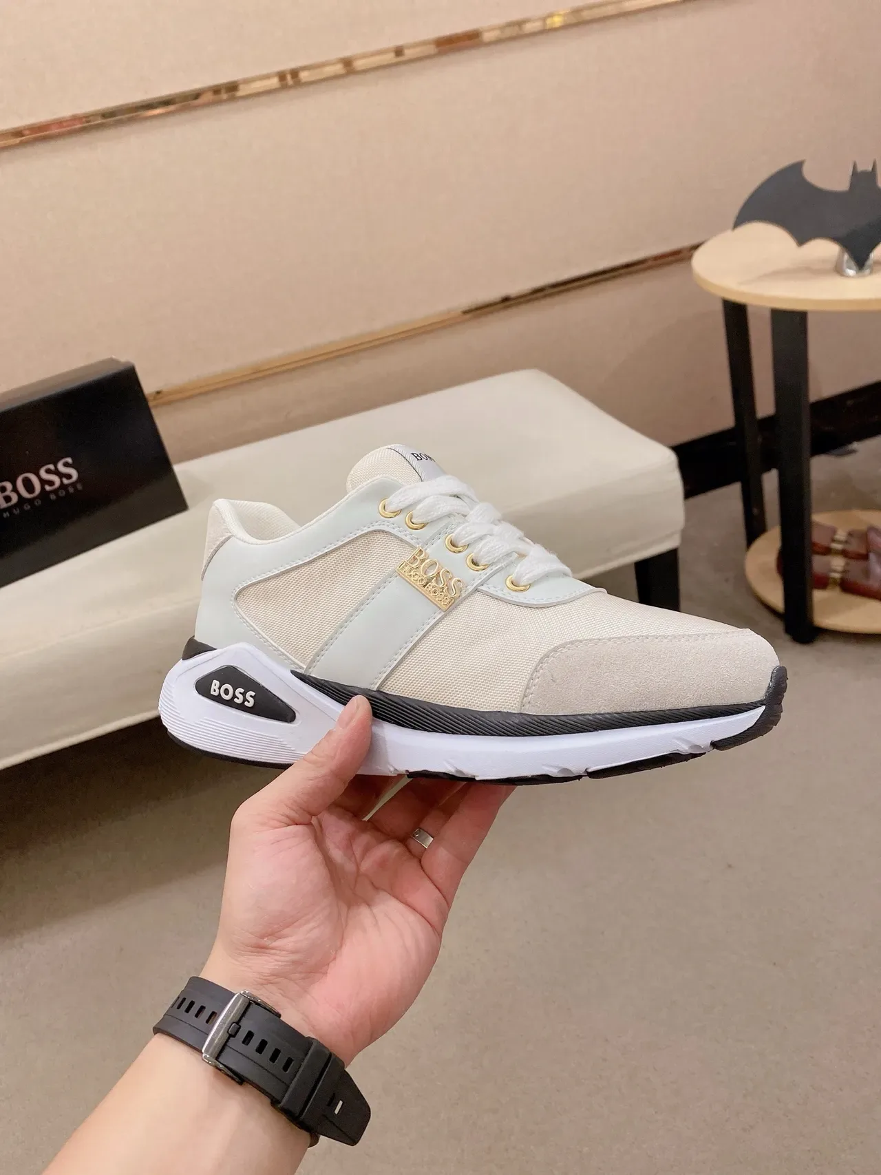 Hugo Boss Beige Noir Tissu Mixte Et Synthétique Partie Supérieure Œillets Métalliques Dorés Chaussures De Sport 5