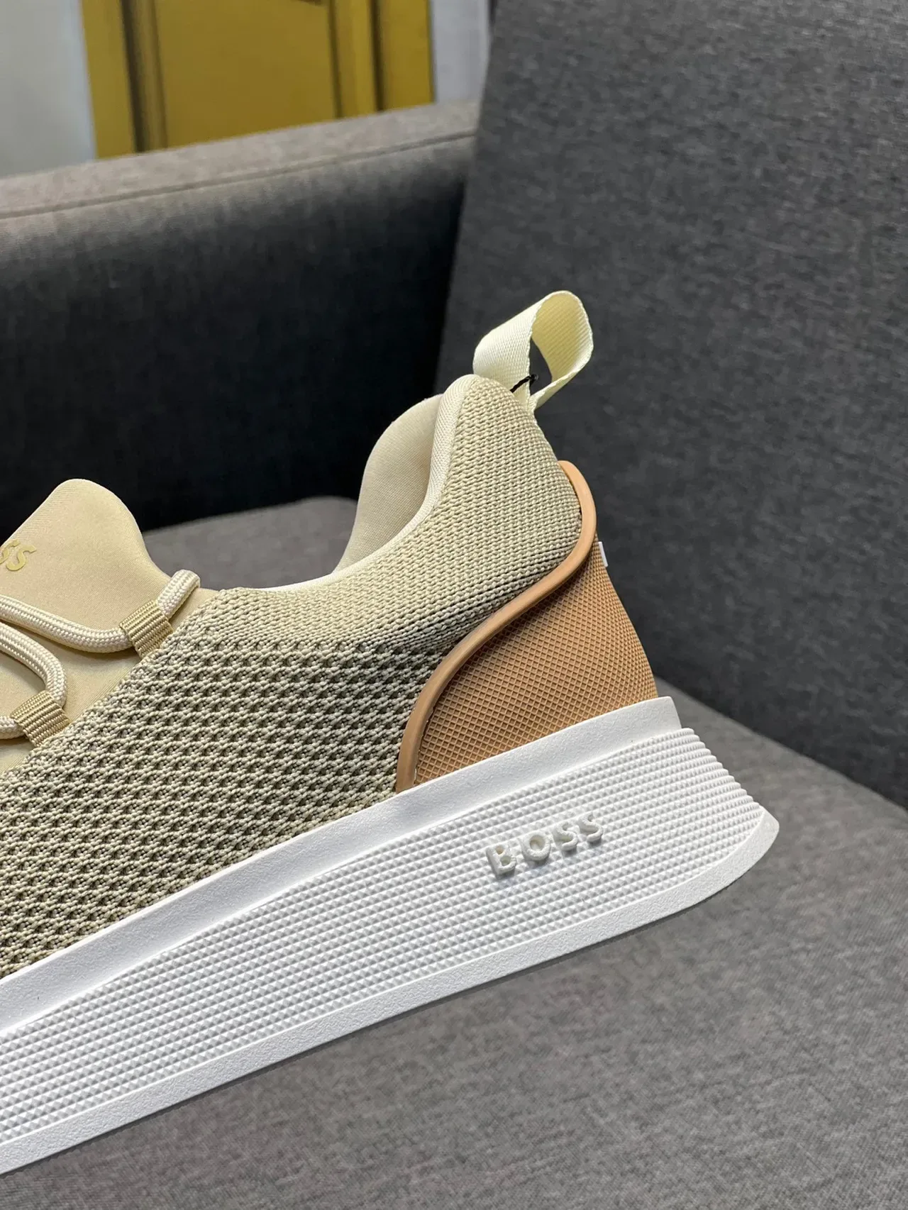 Hugo Boss Bege Marrom Parte Superior de Malha Fecho com Alça Elástica Tênis Lifestyle 8