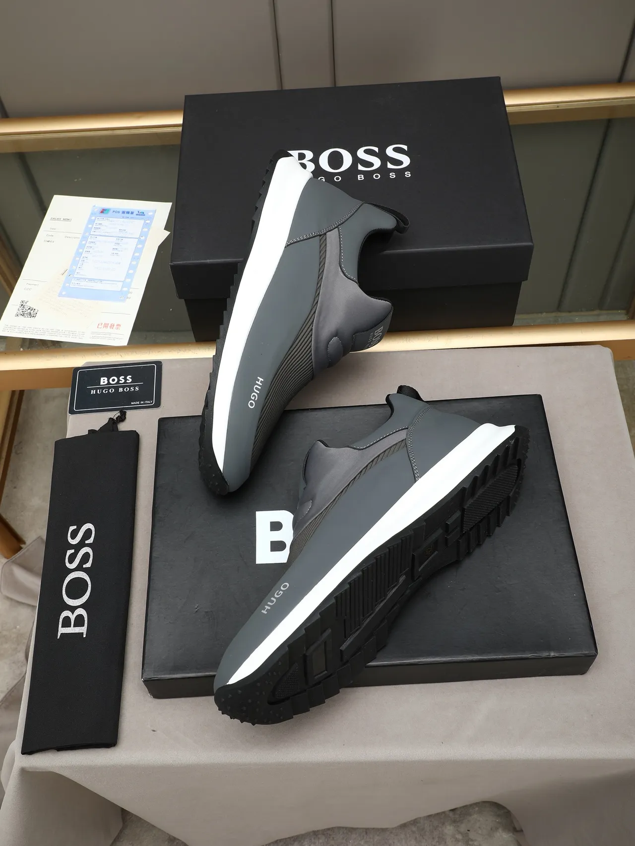 Hugo Boss Gris Slip-On Lifestyle Sneakers 2