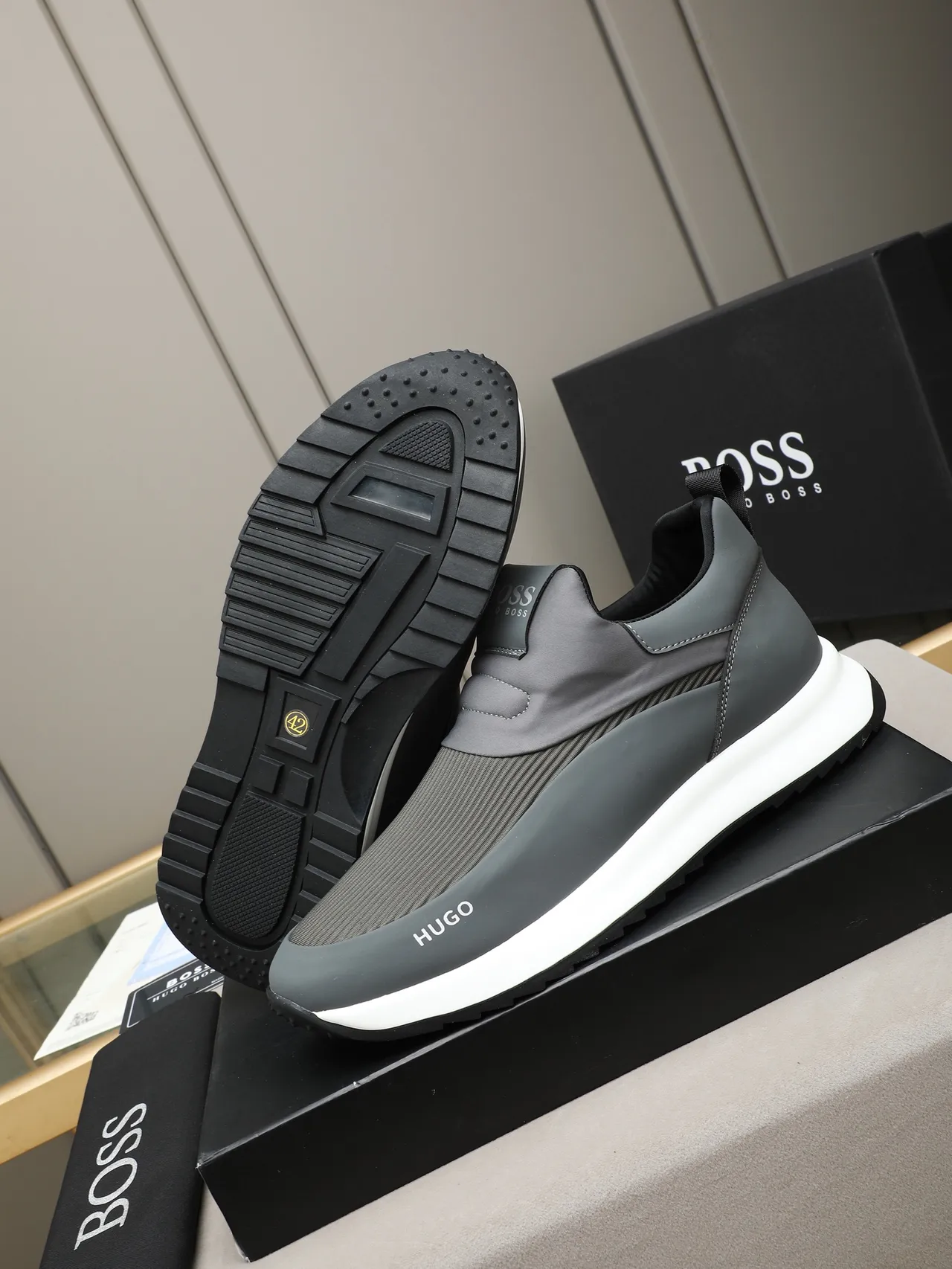 Hugo Boss Gris Slip-On Lifestyle Sneakers 5